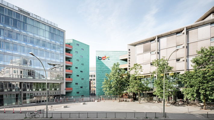 Foto des Haupteingangs der Bundesdruckerei-Gruppe